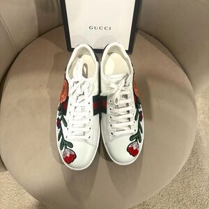 Gucci Women's White Floral Sneakers